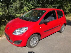 Rot Gebraucht 2009 Renault Twingo Authentique Kleinwagen | 2.900 € (Teuer)