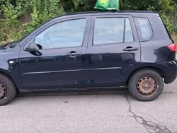 Blau Gebraucht 2002 Mazda 2 Kleinwagen | 800 €