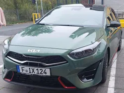 Grün Gebraucht 2023 Kia Ceed GT Limousine | 29.050 € (Fairer Preis)