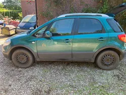 Grün Gebraucht 2007 Fiat Sedici SUV | 2.500 € (Etwas zu teuer)