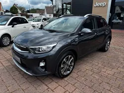 Grau Gebraucht 2019 Kia Stonic Platinum SUV | 13.580 € (Fairer Preis)