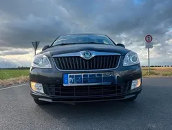 Schwarz Gebraucht 2012 Skoda Fabia Kleinwagen | 2.500 € (Fairer Preis)