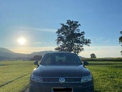 Schwarz Gebraucht 2018 VW Tiguan Sound SUV | 16.000 € (Superpreis)