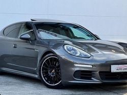 Grau Gebraucht 2015 Porsche Panamera Sport Limousine | 29.900 € (Fairer Preis)