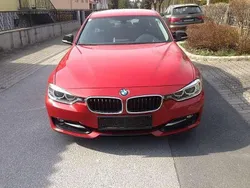 Rot Gebraucht 2012 BMW 320 Luxury Line Limousine | 8.900 € (Superpreis)