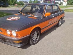 Schwarz Gebraucht 1986 BMW 520 Limousine | 6.950 €