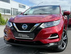 Rot Gebraucht 2021 Nissan Qashqai Zama SUV | 20.900 € (Superpreis)