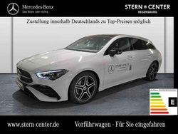 Grau Gebraucht 2025 Mercedes CLA200 Shooting Brake AMG Kombi | 36.488 €