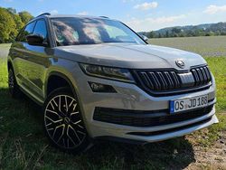 Grau Gebraucht 2020 Skoda Kodiaq SportLine SUV | 26.000 € (Etwas zu teuer)