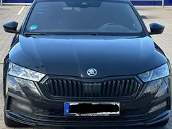 Schwarz Gebraucht 2021 Skoda Octavia SportLine Kombi | 28.999 € (Teuer)