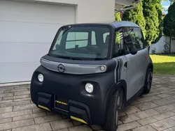 Grau Gebraucht 2023 Opel Rocks-e Rocks Kleinwagen | 7.300 €