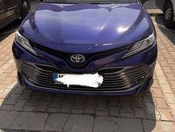 Blau Gebraucht 2021 Toyota Camry Luxury Limousine | 17.000 €