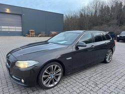 Schwarz Gebraucht 2015 BMW 530 Kombi | 14.900 € (Guter Preis)