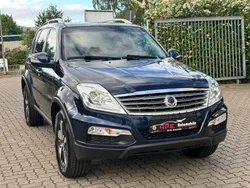 Blau Gebraucht 2015 Ssangyong Rexton SUV | 7.999 € (Superpreis)