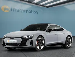 Grau Gebraucht 2022 Audi e-tron SUV | 52.949 € (Fairer Preis)