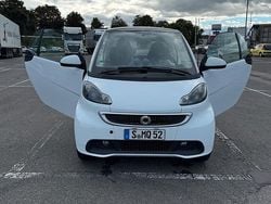 Weiß Gebraucht 2013 Smart ForTwo Coupé Brabus Coupé | 5.790 € (Fairer Preis)