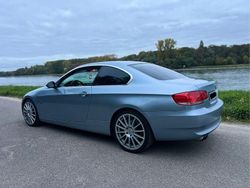 Blau Gebraucht 2009 BMW 325 Coupé | 11.950 € (Teuer)