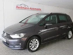 Grau Gebraucht 2015 VW Golf Sportsvan LOUNGE Van / Kleinbus | 12.990 € (Guter Preis)