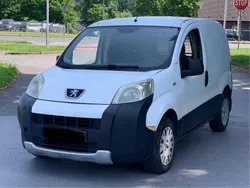 Weiß Gebraucht 2008 Peugeot Bipper Van / Kleinbus | 1.000 €