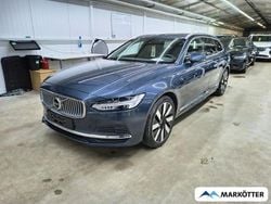 Blau Gebraucht 2023 Volvo V90 Plus Kombi | 36.990 € (Guter Preis)