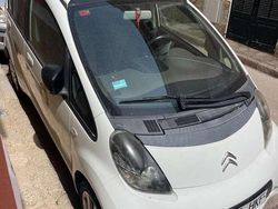 Weiß Gebraucht 2012 Citroën C-zero Tendance Kleinwagen | 3.900 €