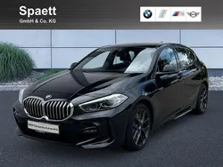Saphirschwarz Gebraucht 2022 BMW 120 M Sport Kleinwagen | 29.500 € (Fairer Preis)