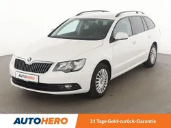 Weiß Gebraucht 2015 Skoda Superb Active Kombi | 13.010 € (Guter Preis)