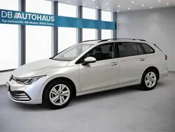 Silber Gebraucht 2022 VW Golf VIII Life Kombi | 17.610 € (Guter Preis)