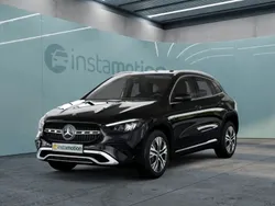 Schwarz Gebraucht 2024 Mercedes GLA180 SUV | 37.069 € (Fairer Preis)