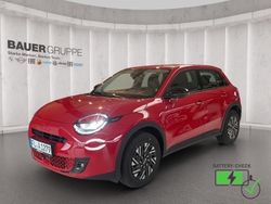 Rot Gebraucht 2024 Fiat 600E Red SUV | 27.590 € (Fairer Preis)
