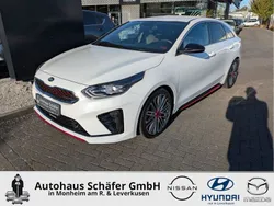 Hw2) deluxeweiss met. (weiss Gebraucht 2020 Kia ProCeed GT Kleinwagen | 22.245 € (Guter Preis)