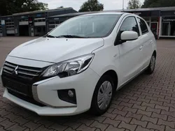 Weiß Gebraucht 2022 Mitsubishi Space Star Select Kleinwagen | 9.990 € (Guter Preis)