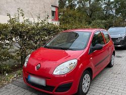 Rot Gebraucht 2007 Renault Twingo Kleinwagen | 1.550 € (Teuer)