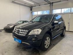 Schwarz Gebraucht 2010 Mercedes ML350 SUV | 11.900 € (Fairer Preis)