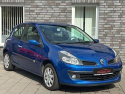 Blau Gebraucht 2007 Renault Clio II Dynamique Kleinwagen | 5.799 € (Teuer)