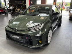 Schwarz Gebraucht 2024 Toyota Yaris | 43.900 € (Teuer)