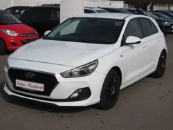 Polar white Gebraucht 2019 Hyundai i30 Pure Limousine | 12.850 € (Guter Preis)
