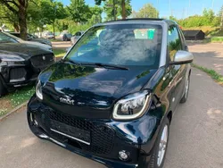 Blau Gebraucht 2023 Smart ForTwo Electric Drive Exclusive Cabrio | 13.999 € (Guter Preis)