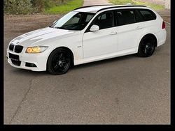 Weiß Gebraucht 2011 BMW 320 M Sport Kombi | 6.000 € (Guter Preis)