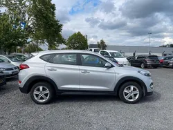 Platinum silver / mic Gebraucht 2018 Hyundai Tucson Classic SUV | 17.900 € (Fairer Preis)