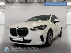 Weiß Gebraucht 2024 BMW 218 Active Tourer Luxury Line Van / Kleinbus | 32.799 € (Guter Preis)