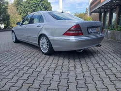Silber Gebraucht 2001 Mercedes 320 Limousine | 2.800 €