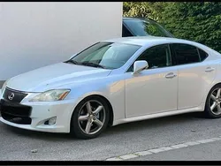 Weiß Gebraucht 2008 Lexus IS220d Luxury Line Limousine | 5.800 €