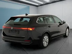 Schwarz Neu 2025 VW Passat Kombi | 45.849 € (Guter Preis)