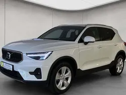 Weiß Gebraucht 2024 Volvo XC40 Core SUV | 34.490 € (Guter Preis)