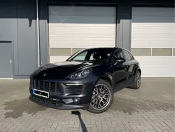 Grau Gebraucht 2017 Porsche Macan SUV | 34.500 € (Guter Preis)