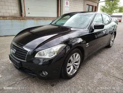 Schwarz Gebraucht 2012 Infiniti M35h Limousine | 9.900 €