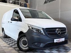 Weiß Gebraucht 2019 Mercedes Vito Van / Kleinbus | 27.970 € (Teuer)