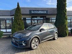 Blau Gebraucht 2020 Kia Niro Spirit SUV | 20.990 € (Fairer Preis)