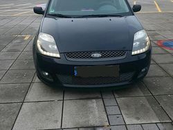 Schwarz Gebraucht 2007 Ford Fiesta Kleinwagen | 2.200 € (Fairer Preis)